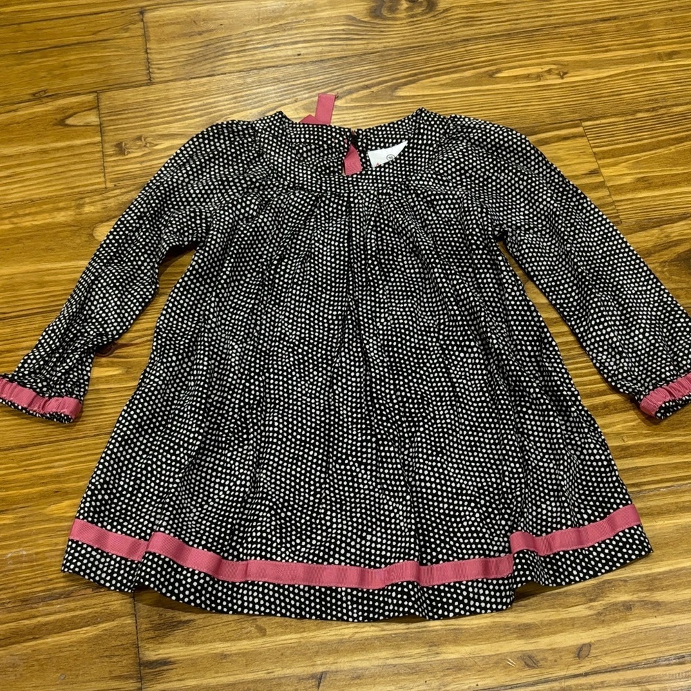 Hanna Andersson Size 90 (US 2T) Black and White Dress With Pink Trim